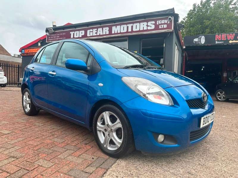 A 2010 TOYOTA YARIS VVT-I TR MM A 2010 TOYOTA YARIS VVT-I TR MM