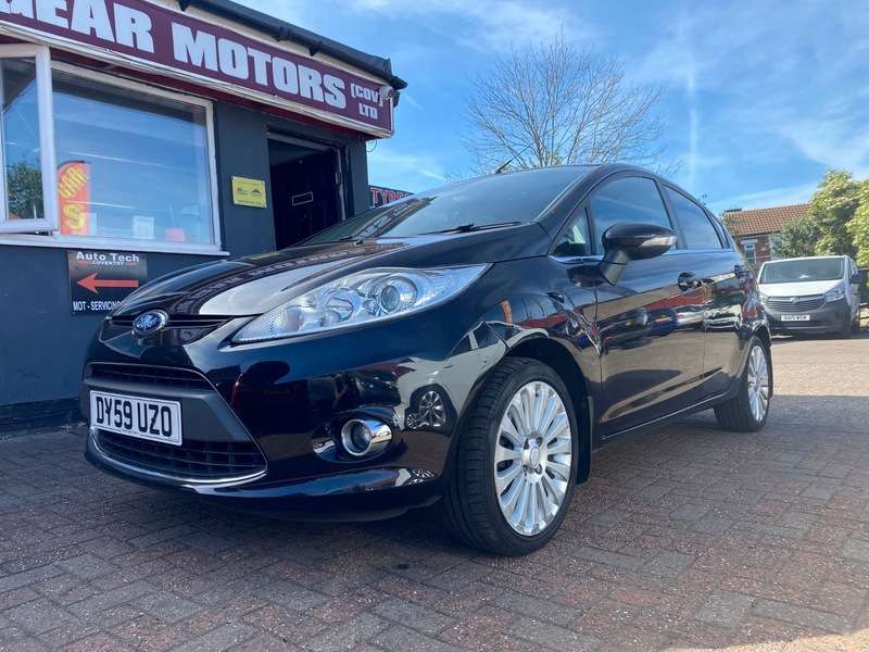 A 2009 FORD FIESTA TITANIUM A 2009 FORD FIESTA TITANIUM