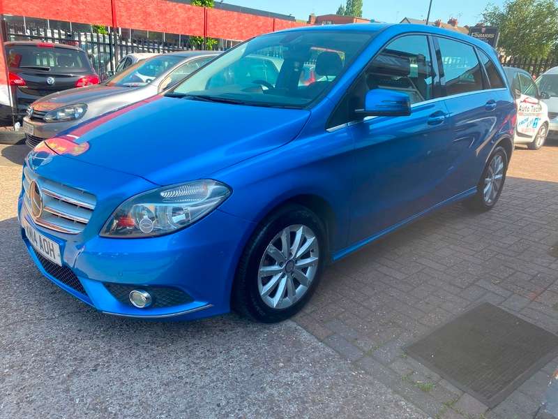 A 2014 MERCEDES B CLASS B180 CDI BLUEEFFICIENCY SE A 2014 MERCEDES B CLASS B180 CDI BLUEEFFICIENCY SE