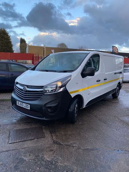A 2015 VAUXHALL VIVARO 2900 L2H1 CDTI P/V A 2015 VAUXHALL VIVARO 2900 L2H1 CDTI P/V