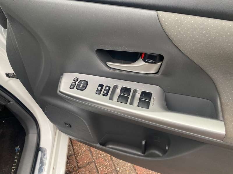 2012 TOYOTA PRIUS 2012 TOYOTA PRIUS