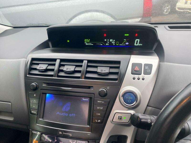 A 2012 TOYOTA PRIUS T SPIRIT A 2012 TOYOTA PRIUS T SPIRIT