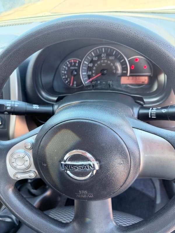 A 2015 NISSAN MICRA VISIA A 2015 NISSAN MICRA VISIA