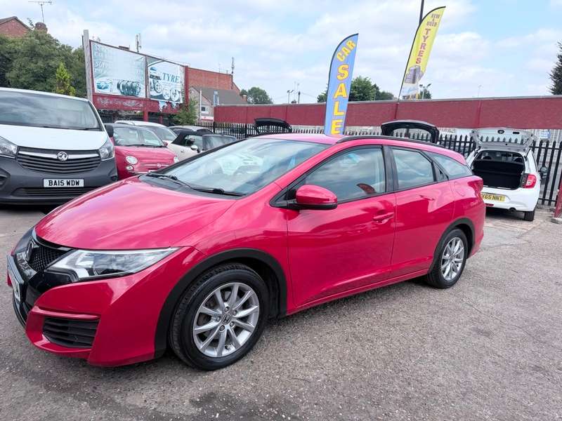 A 2015 HONDA CIVIC I-DTEC S NAVI TOURER A 2015 HONDA CIVIC I-DTEC S NAVI TOURER