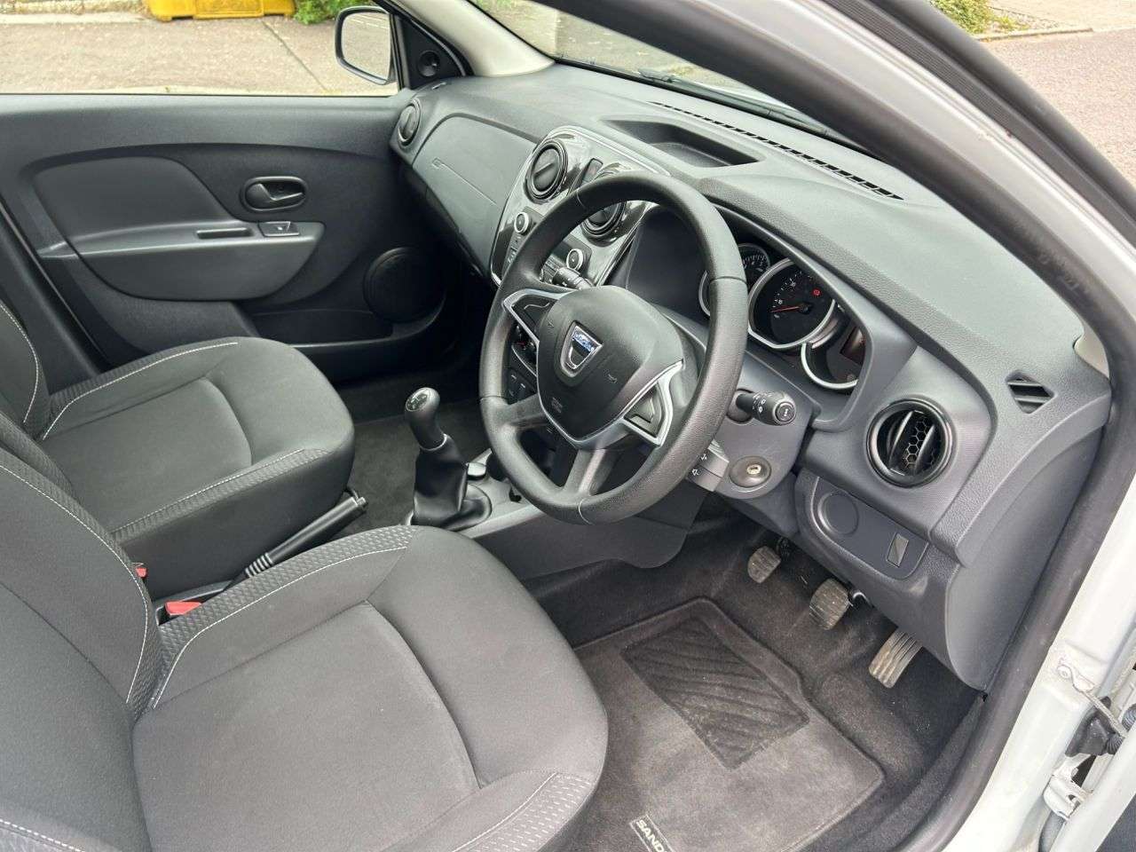 2017 DACIA SANDERO 2017 DACIA SANDERO