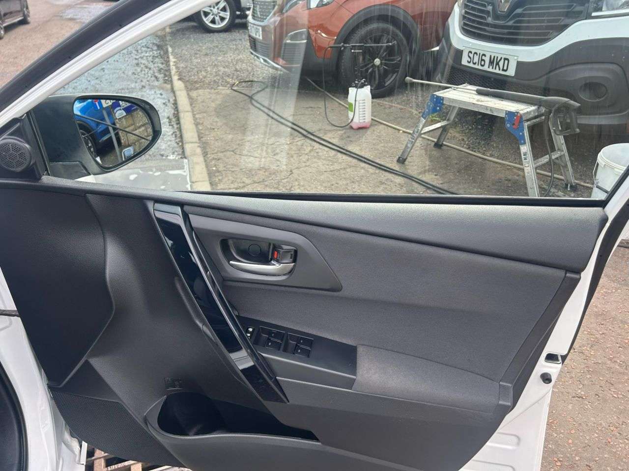 2016 TOYOTA AURIS 2016 TOYOTA AURIS