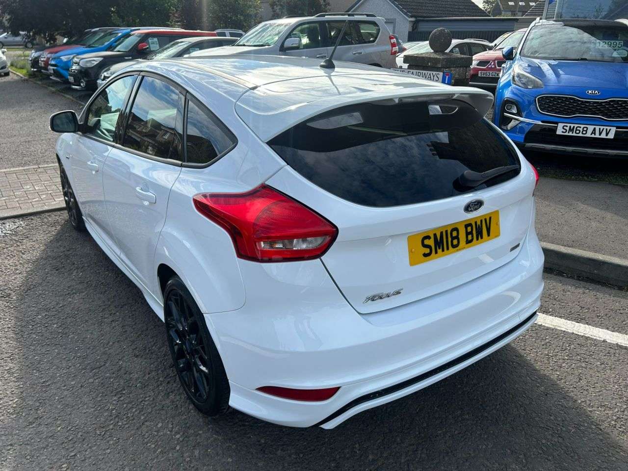 A 2018 FORD FOCUS 1.0T EcoBoost ST-Line Hatchback 5dr Petrol Manual Euro 6 (s/s) (140 ps) A 2018 FORD FOCUS 1.0T EcoBoost ST-Line Hatchback 5dr Petrol Manual Euro 6 (s/s) (140 ps)