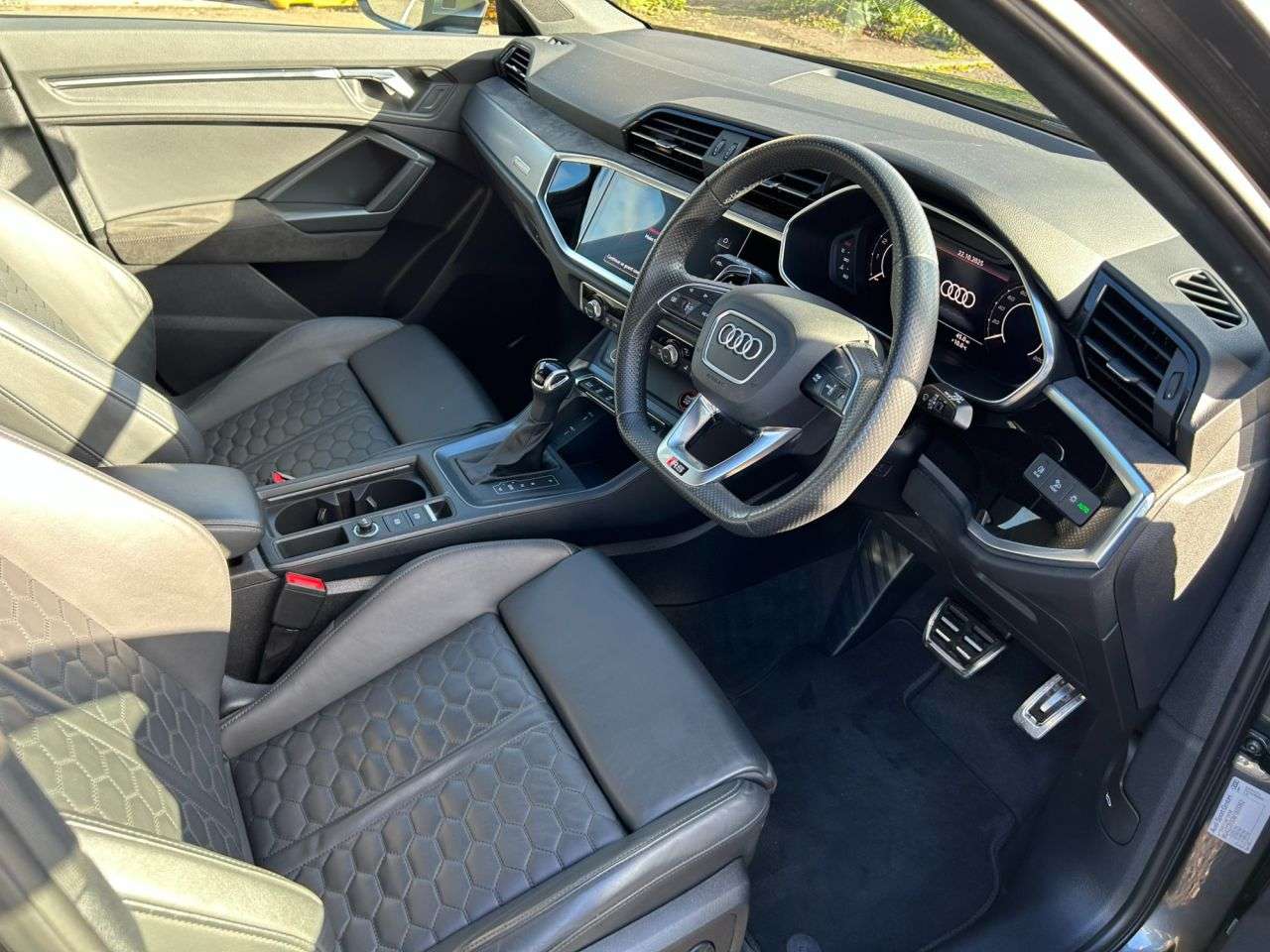 2021 AUDI RS Q3 2021 AUDI RS Q3