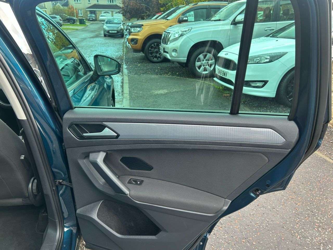 2021 VOLKSWAGEN TIGUAN 2021 VOLKSWAGEN TIGUAN