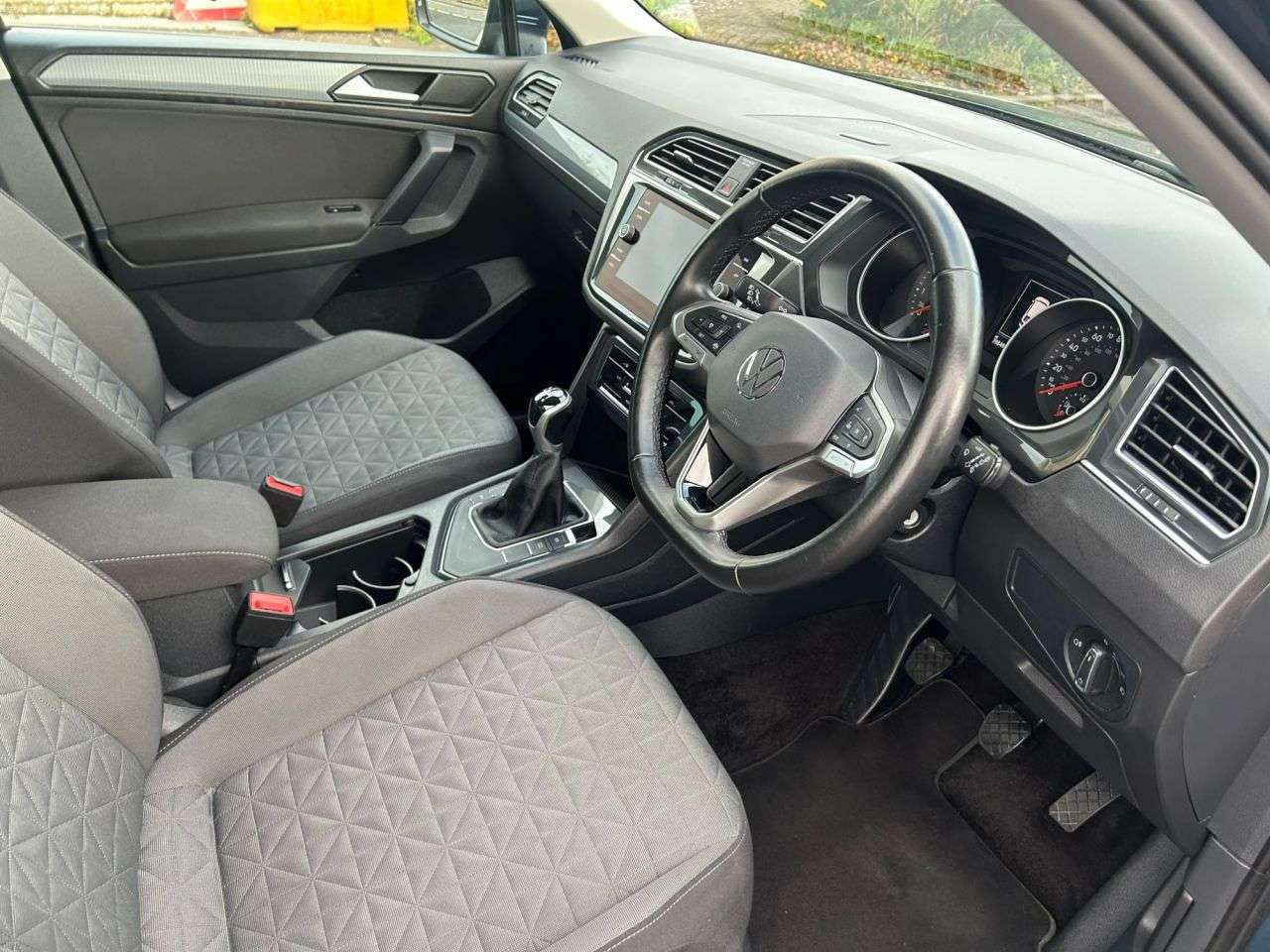 2021 VOLKSWAGEN TIGUAN 2021 VOLKSWAGEN TIGUAN