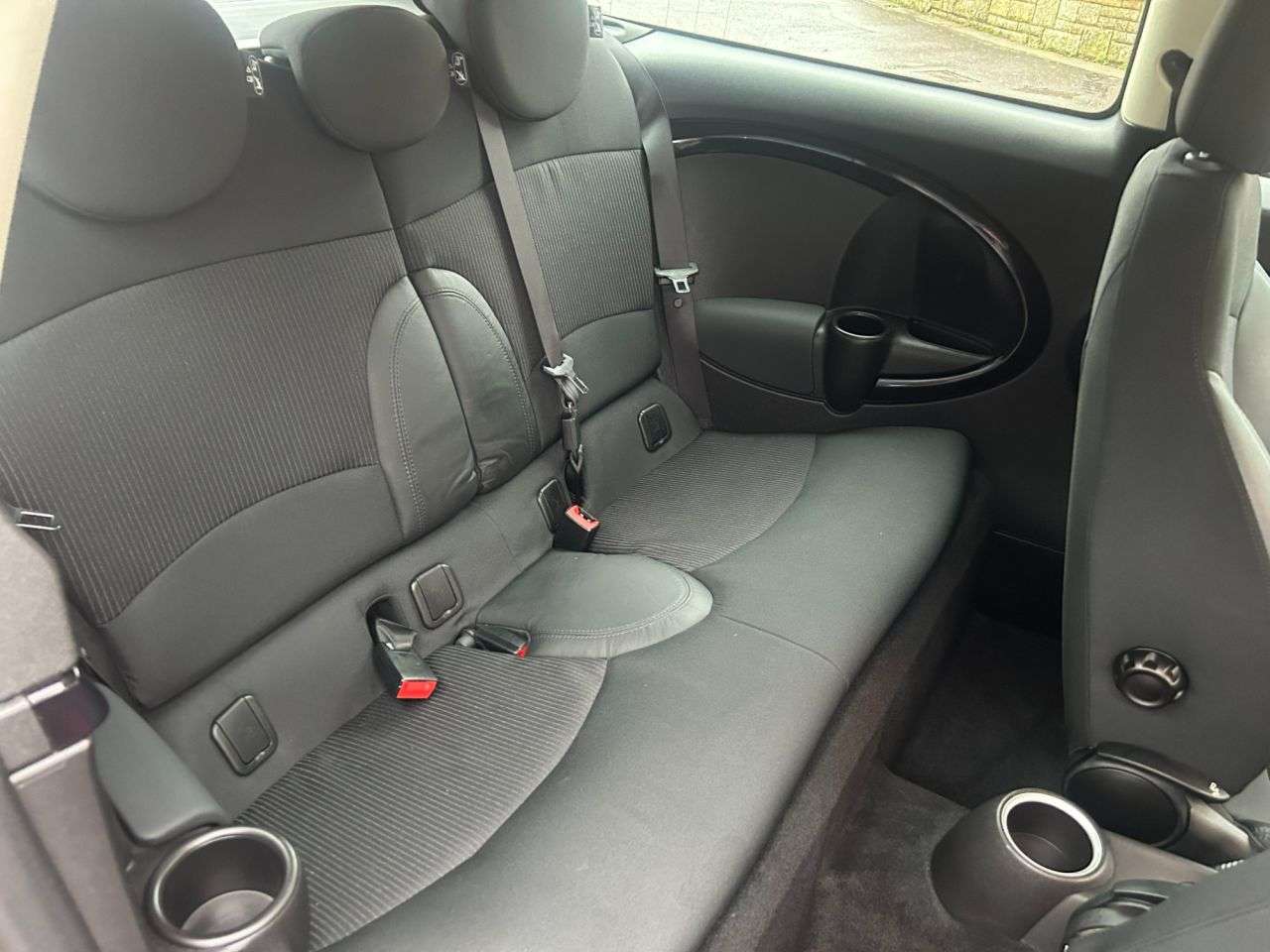 2010 MINI CLUBMAN 2010 MINI CLUBMAN