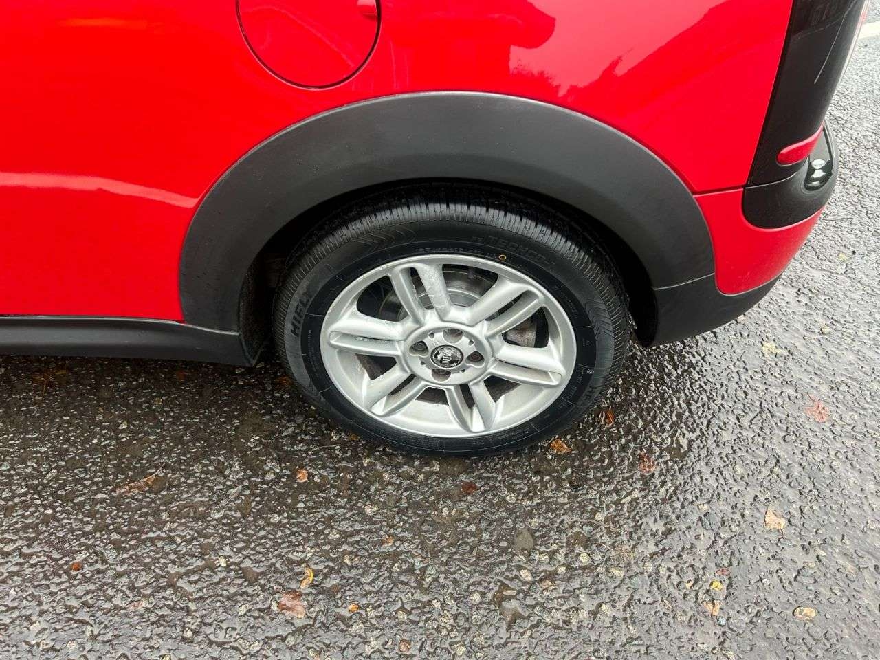 2010 MINI CLUBMAN 2010 MINI CLUBMAN