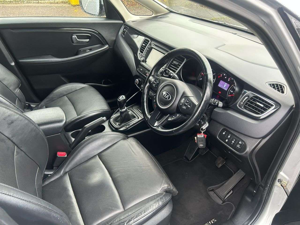 2016 KIA CARENS 2016 KIA CARENS