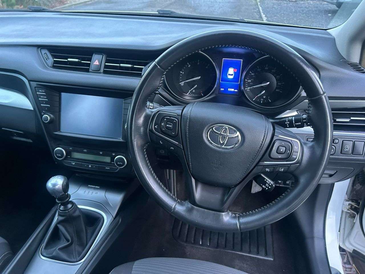 2016 TOYOTA AVENSIS 2016 TOYOTA AVENSIS