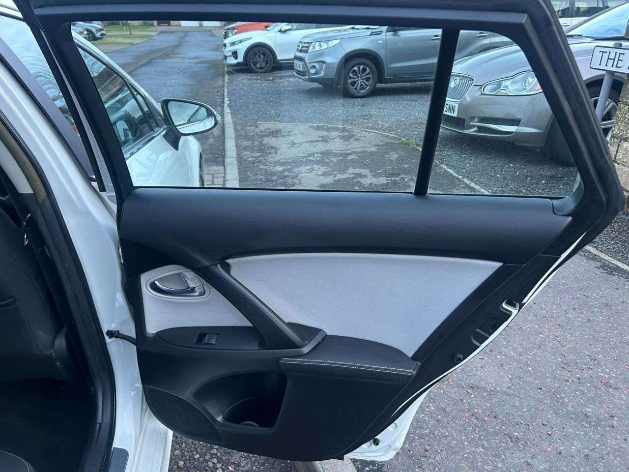 2016 TOYOTA AVENSIS 2016 TOYOTA AVENSIS