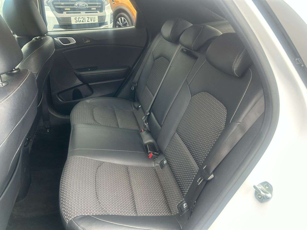 2021 KIA XCEED 2021 KIA XCEED