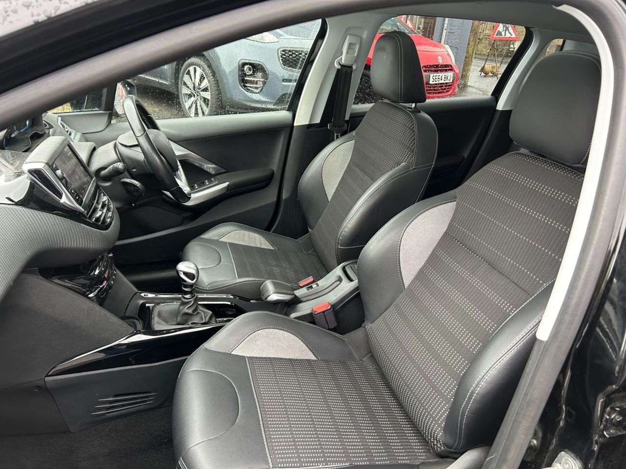 2019 PEUGEOT 2008 2019 PEUGEOT 2008