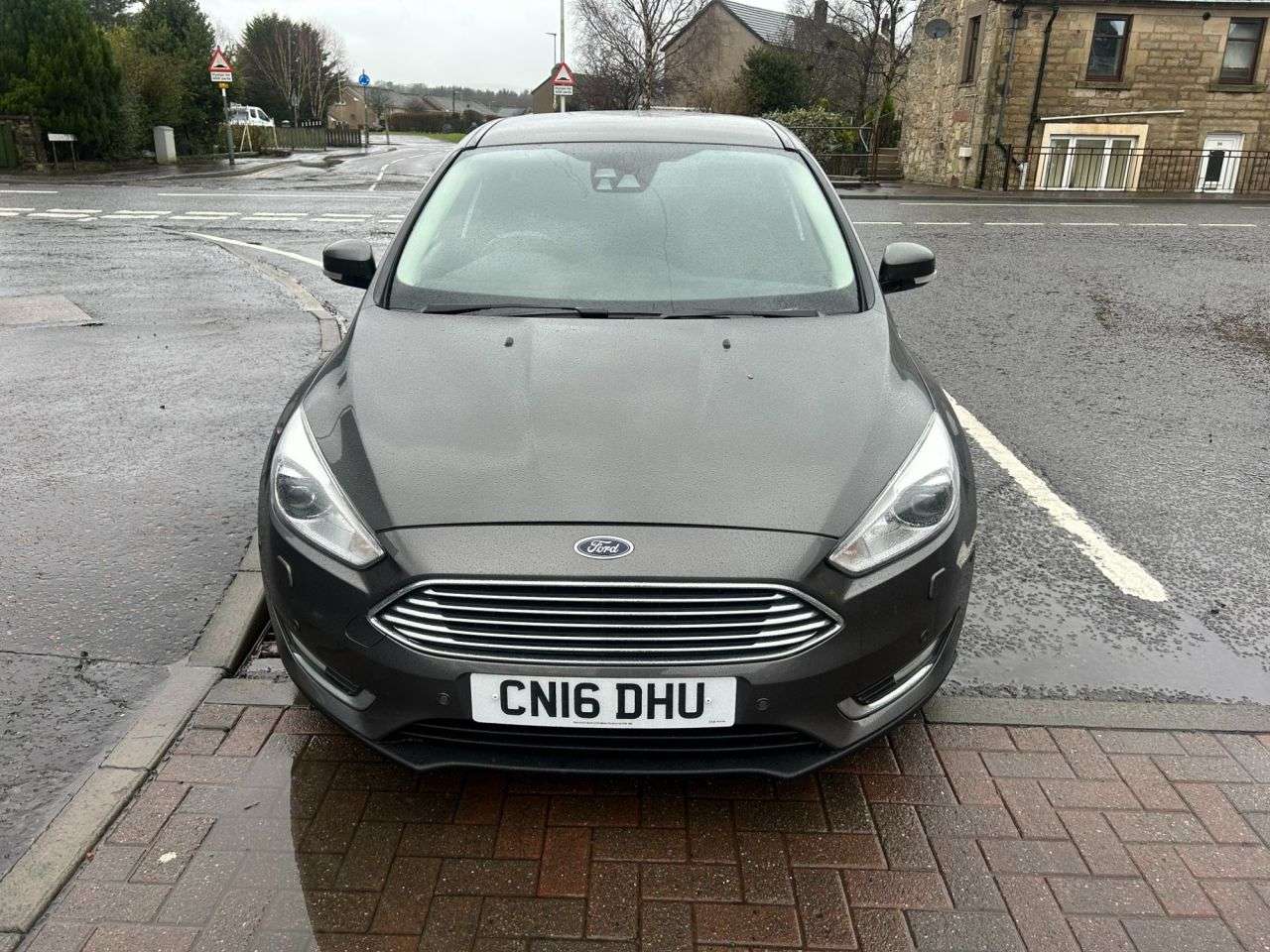 A 2016 FORD FOCUS 1.0T EcoBoost Titanium X Hatchback 5dr Petrol Manual Euro 6 (s/s) (125 ps) A 2016 FORD FOCUS 1.0T EcoBoost Titanium X Hatchback 5dr Petrol Manual Euro 6 (s/s) (125 ps)