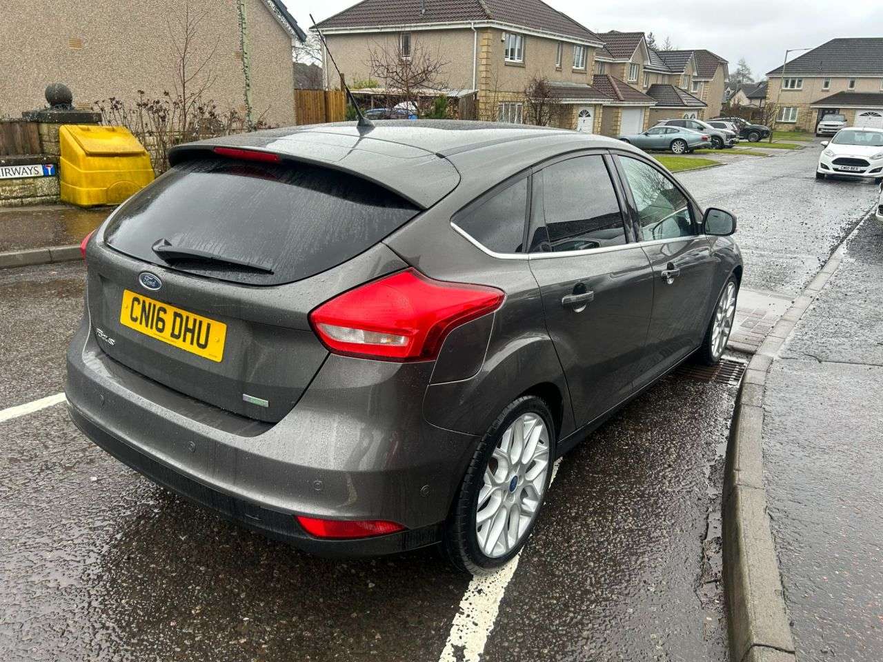 A 2016 FORD FOCUS 1.0T EcoBoost Titanium X Hatchback 5dr Petrol Manual Euro 6 (s/s) (125 ps) A 2016 FORD FOCUS 1.0T EcoBoost Titanium X Hatchback 5dr Petrol Manual Euro 6 (s/s) (125 ps)