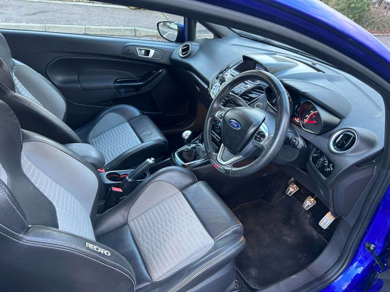 2015 FORD FIESTA 2015 FORD FIESTA