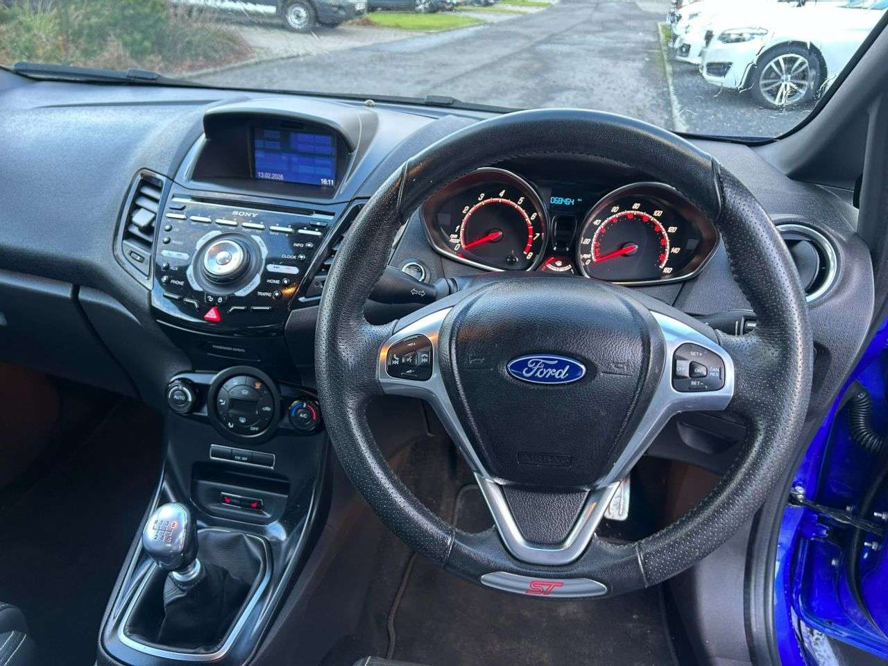 2015 FORD FIESTA 2015 FORD FIESTA