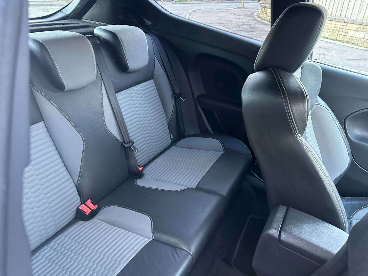 2015 FORD FIESTA 2015 FORD FIESTA