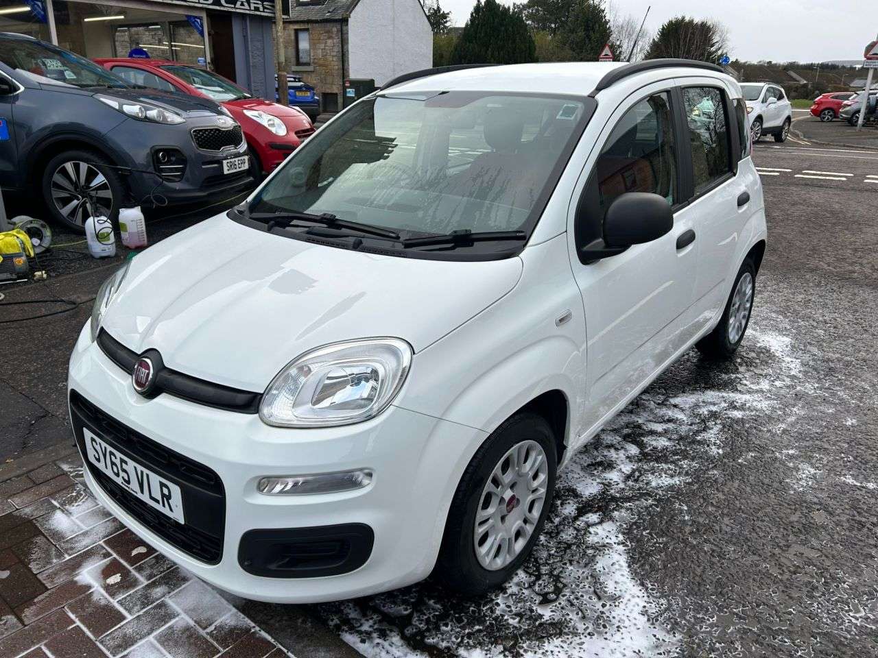 A 2015 FIAT PANDA 1.2 Easy Hatchback 5dr Petrol Manual Euro 6 (69 bhp) A 2015 FIAT PANDA 1.2 Easy Hatchback 5dr Petrol Manual Euro 6 (69 bhp)