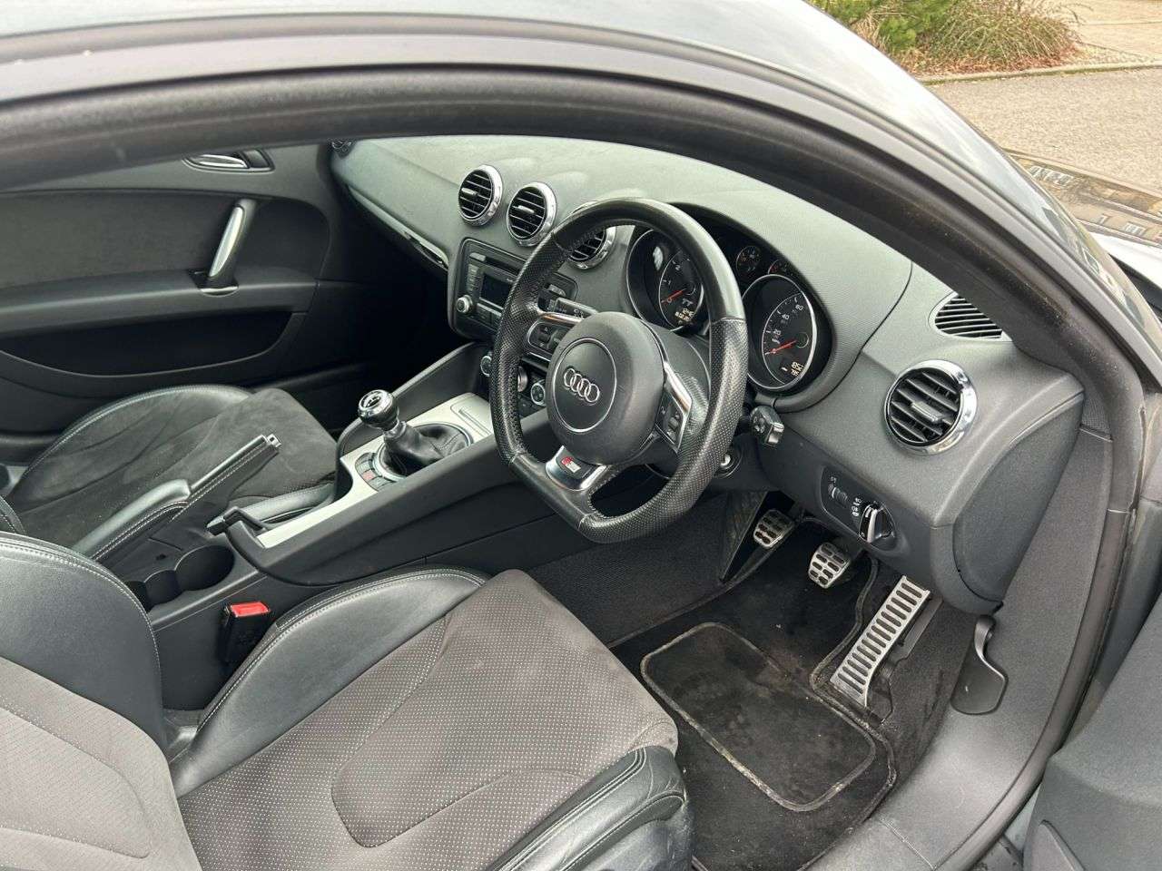 2010 AUDI TT 2010 AUDI TT