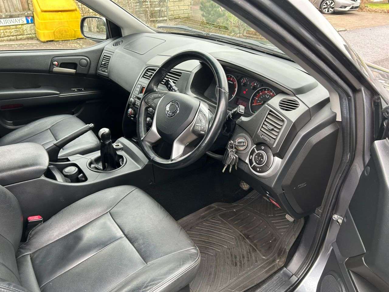 2016 SSANGYONG KORANDO SPORTS 2016 SSANGYONG KORANDO SPORTS