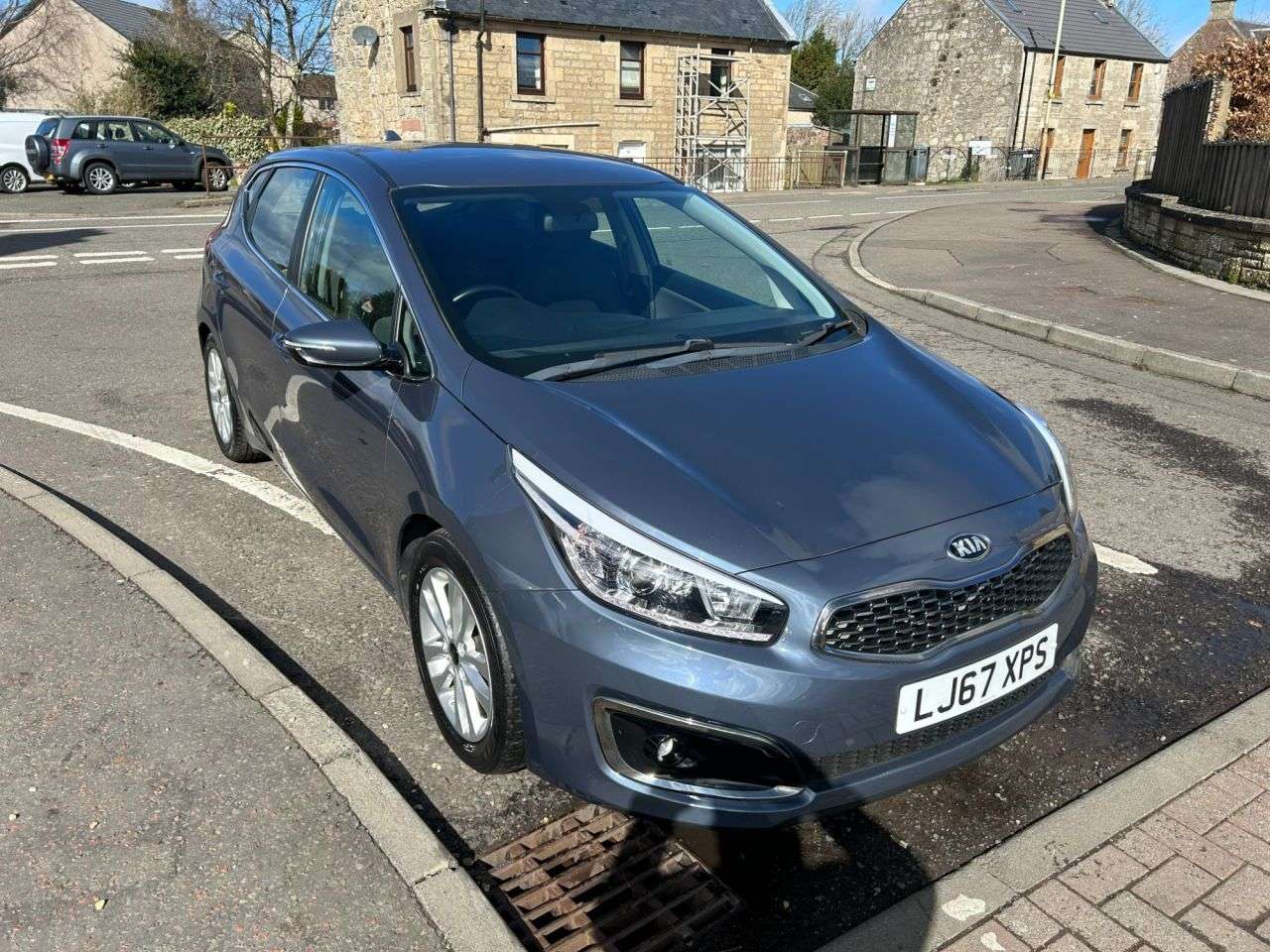 A 2017 KIA CEED 1.6 CRDi 2 Hatchback 5dr Diesel Manual Euro 6 (s/s) (134 bhp) A 2017 KIA CEED 1.6 CRDi 2 Hatchback 5dr Diesel Manual Euro 6 (s/s) (134 bhp)