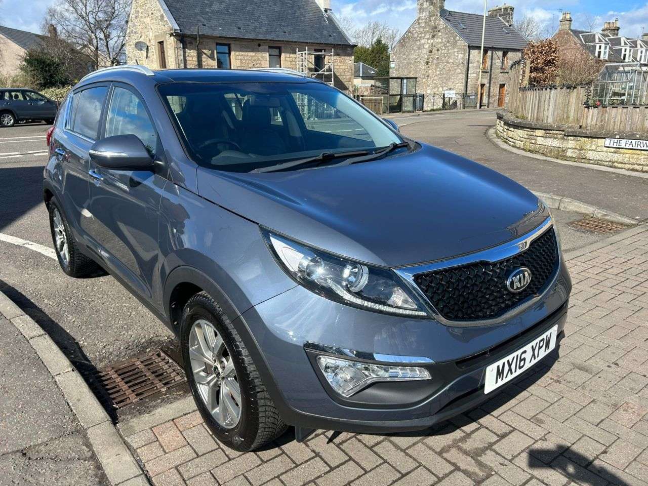 A 2016 KIA SPORTAGE 1.7 CRDi EcoDynamics 2 SUV 5dr Diesel Manual 2WD Euro 6 (s/s) (114 bhp) A 2016 KIA SPORTAGE 1.7 CRDi EcoDynamics 2 SUV 5dr Diesel Manual 2WD Euro 6 (s/s) (114 bhp)