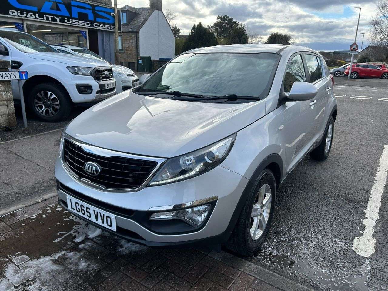 A 2015 KIA SPORTAGE 1.7 CRDi EcoDynamics 1 SUV 5dr Diesel Manual 2WD Euro 6 (s/s) (114 bhp) A 2015 KIA SPORTAGE 1.7 CRDi EcoDynamics 1 SUV 5dr Diesel Manual 2WD Euro 6 (s/s) (114 bhp)