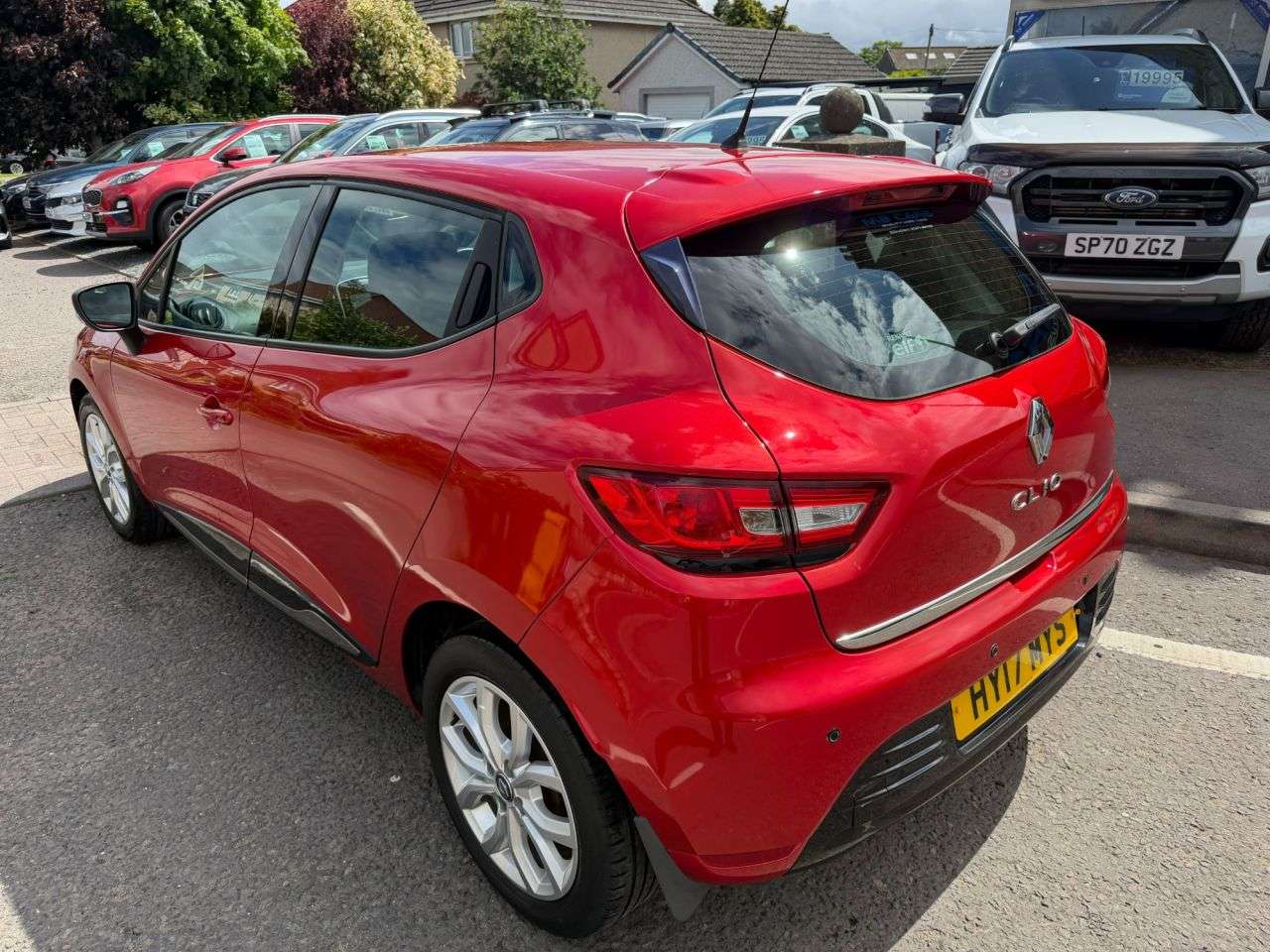 A 2017 RENAULT CLIO 1.2 16V Dynamique Nav Hatchback 5dr Petrol Manual Euro 6 (75 ps) A 2017 RENAULT CLIO 1.2 16V Dynamique Nav Hatchback 5dr Petrol Manual Euro 6 (75 ps)
