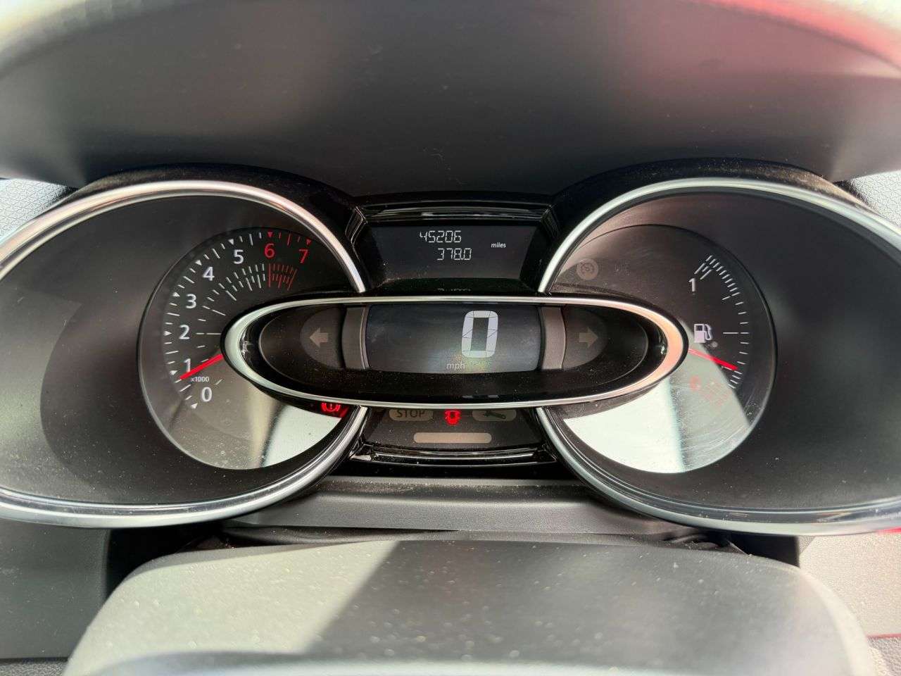 2017 RENAULT CLIO 2017 RENAULT CLIO