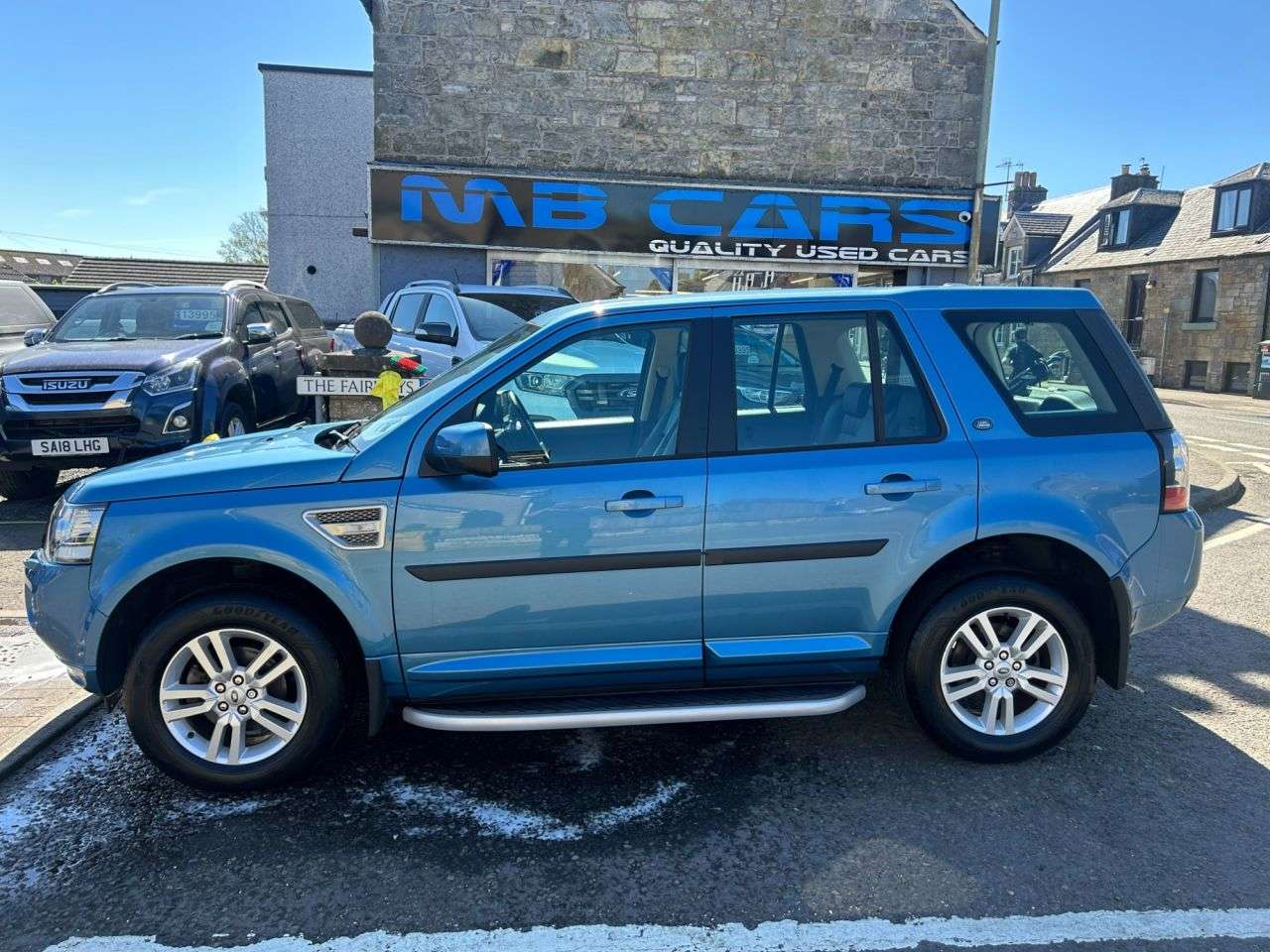 A 2013 LAND ROVER FREELANDER 2 2.2 TD4 XS SUV 5dr Diesel CommandShift 4WD Euro 5 (150 ps) A 2013 LAND ROVER FREELANDER 2 2.2 TD4 XS SUV 5dr Diesel CommandShift 4WD Euro 5 (150 ps)
