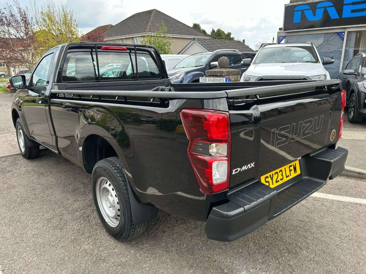 A 2023 ISUZU D-MAX 1.9 TD Utility Pickup 2dr Diesel Manual Euro 6 (s/s) (164 ps) A 2023 ISUZU D-MAX 1.9 TD Utility Pickup 2dr Diesel Manual Euro 6 (s/s) (164 ps)