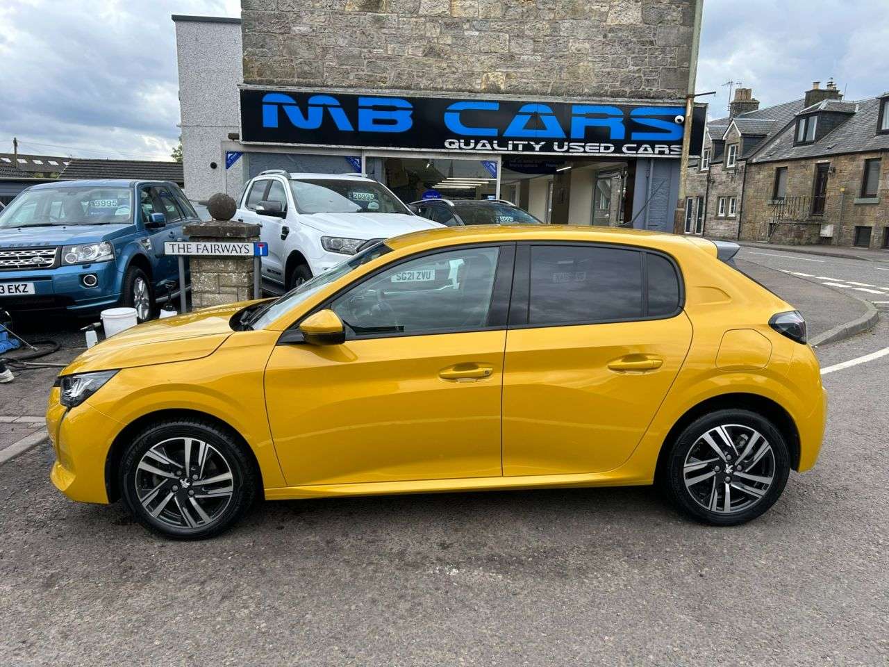 A 2021 PEUGEOT 208 1.2 PureTech Allure Premium Hatchback 5dr Petrol Manual Euro 6 (s/s) (100 p A 2021 PEUGEOT 208 1.2 PureTech Allure Premium Hatchback 5dr Petrol Manual Euro 6 (s/s) (100 p