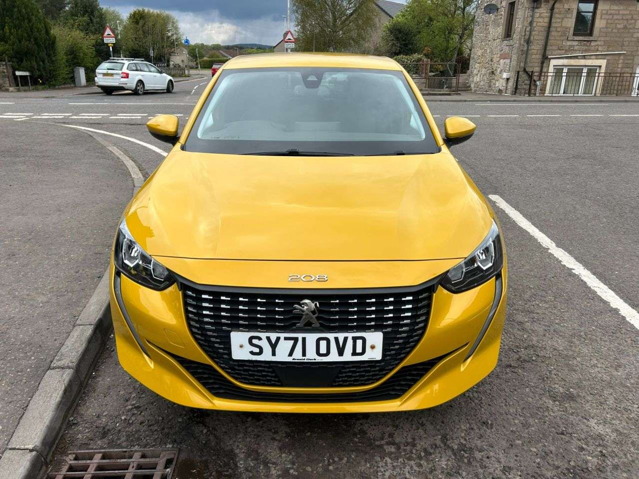 2021 PEUGEOT 208 2021 PEUGEOT 208