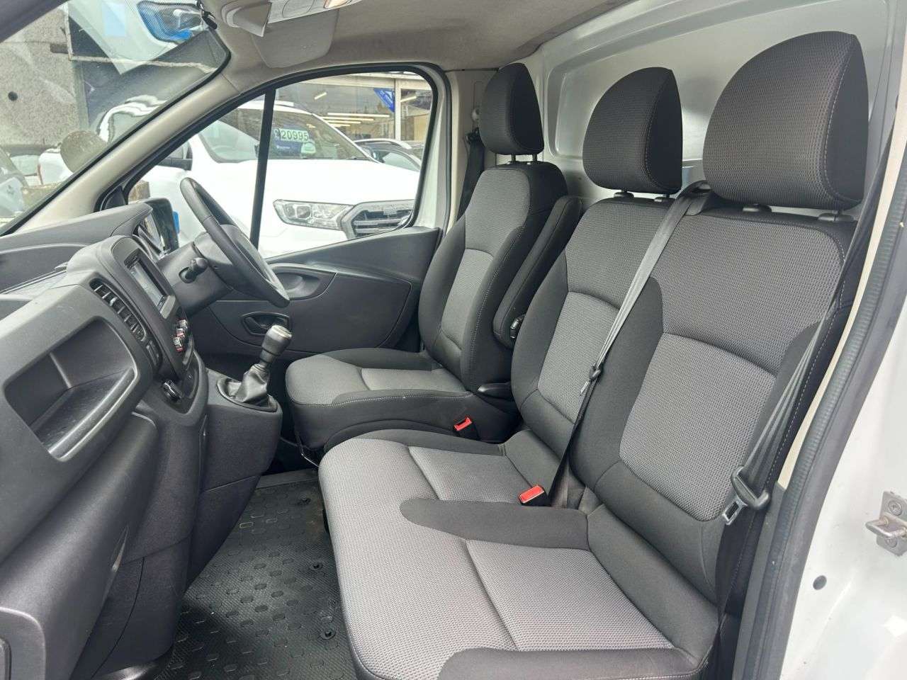 2021 RENAULT TRAFIC 2021 RENAULT TRAFIC