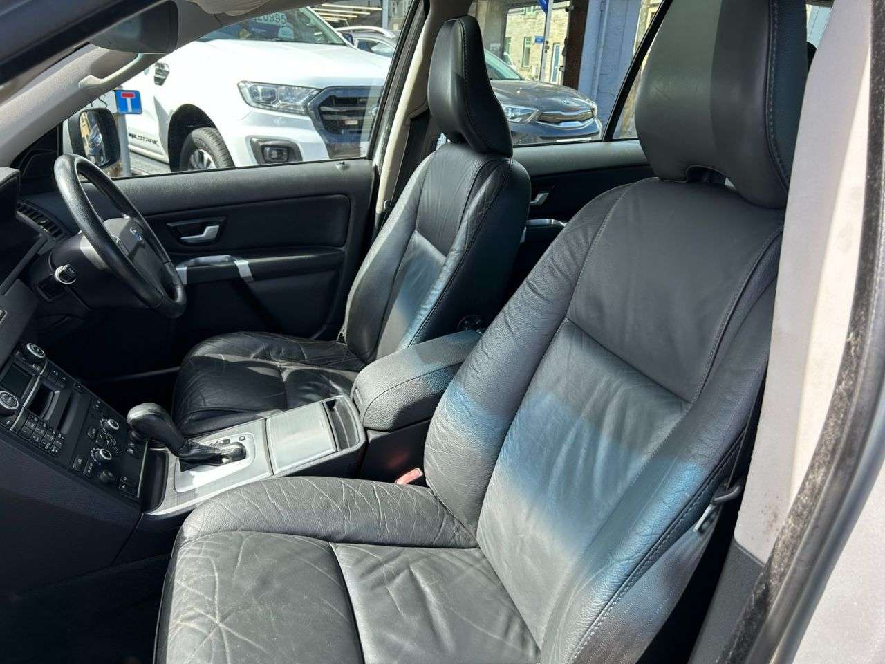 2011 VOLVO XC90 ESTATE 2011 VOLVO XC90 ESTATE