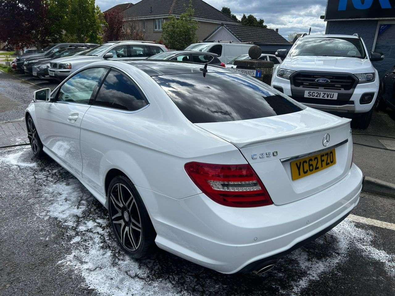 A 2012 MERCEDES-BENZ C-CLASS 2.1 C250 CDI BlueEfficiency AMG Sport Plus Coupe 2dr Diesel G-Tronic+ Euro A 2012 MERCEDES-BENZ C-CLASS 2.1 C250 CDI BlueEfficiency AMG Sport Plus Coupe 2dr Diesel G-Tronic+ Euro