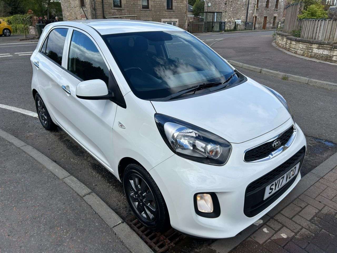 A 2017 KIA PICANTO 1.0 EcoDynamics SE Hatchback 5dr Petrol Manual Euro 6 (s/s) (65 bhp) A 2017 KIA PICANTO 1.0 EcoDynamics SE Hatchback 5dr Petrol Manual Euro 6 (s/s) (65 bhp)