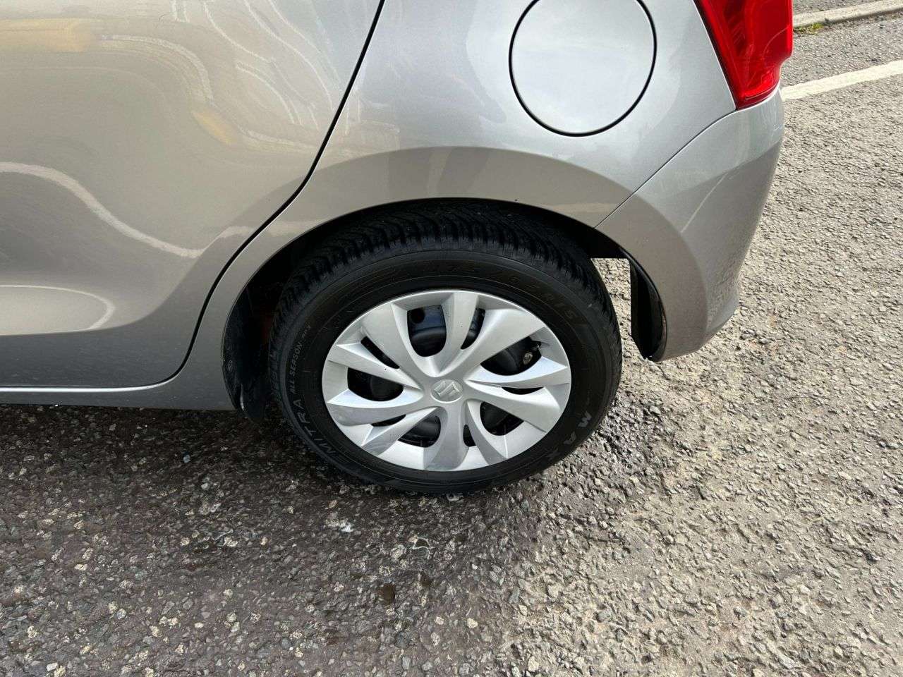 2019 SUZUKI SWIFT 2019 SUZUKI SWIFT