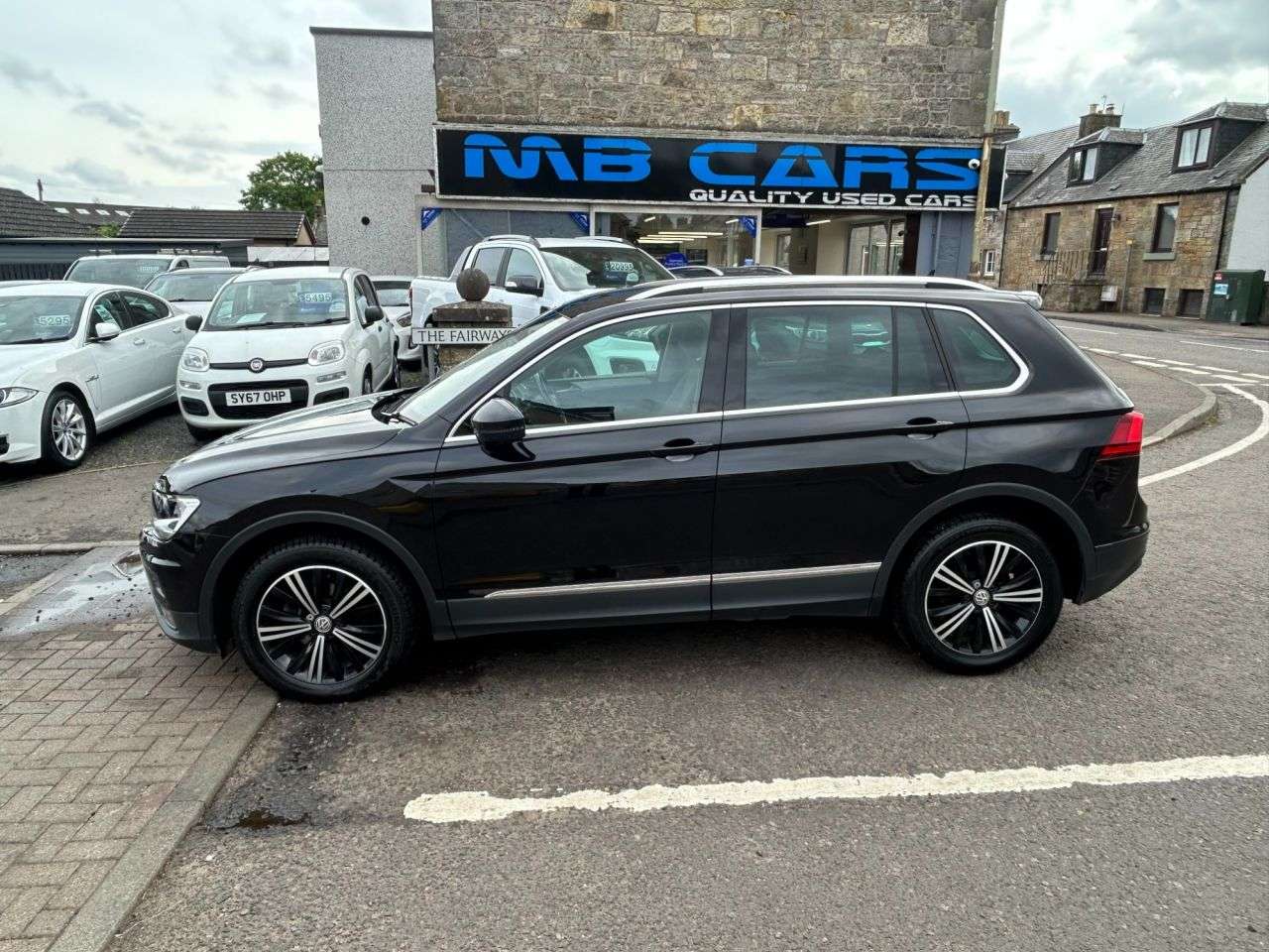 A 2018 VOLKSWAGEN TIGUAN SE NAV TDI BMT 4MOTION A 2018 VOLKSWAGEN TIGUAN SE NAV TDI BMT 4MOTION