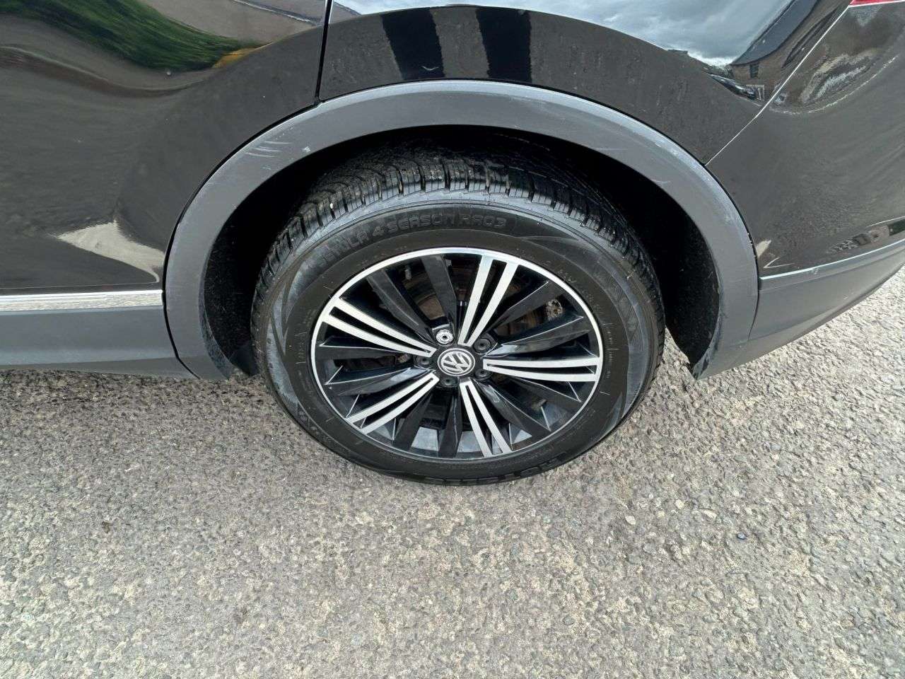 2018 VOLKSWAGEN TIGUAN 2018 VOLKSWAGEN TIGUAN