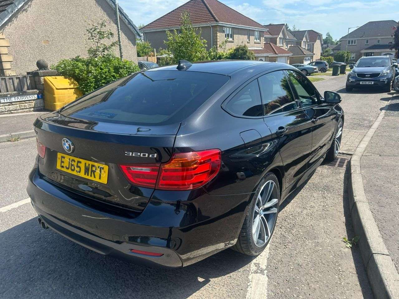 A 2015 BMW 3 SERIES GRAN TURISMO 2.0 320d M Sport GT 5dr Diesel Auto Euro 6 (s/s) (190 ps) A 2015 BMW 3 SERIES GRAN TURISMO 2.0 320d M Sport GT 5dr Diesel Auto Euro 6 (s/s) (190 ps)