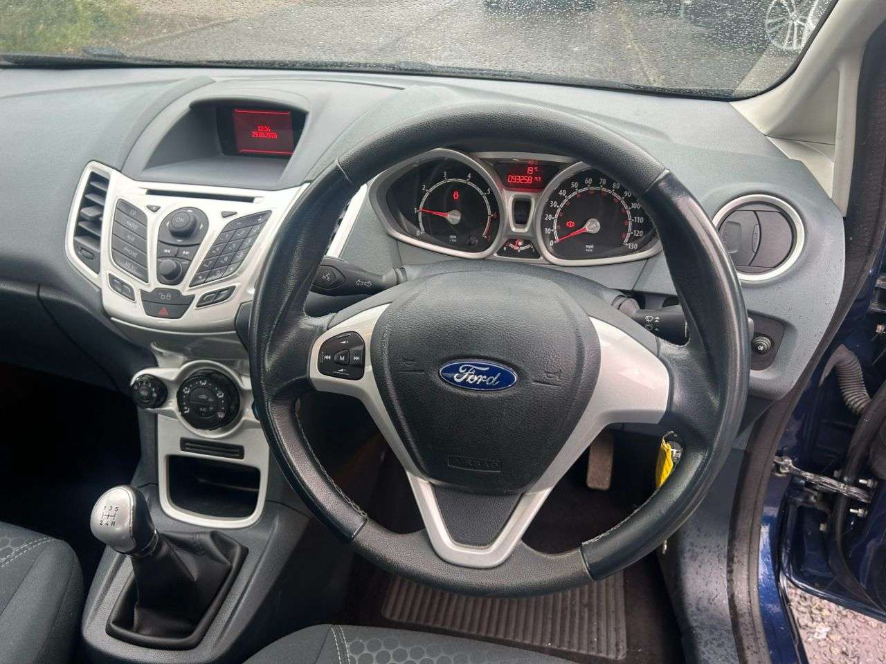 2011 FORD FIESTA 2011 FORD FIESTA