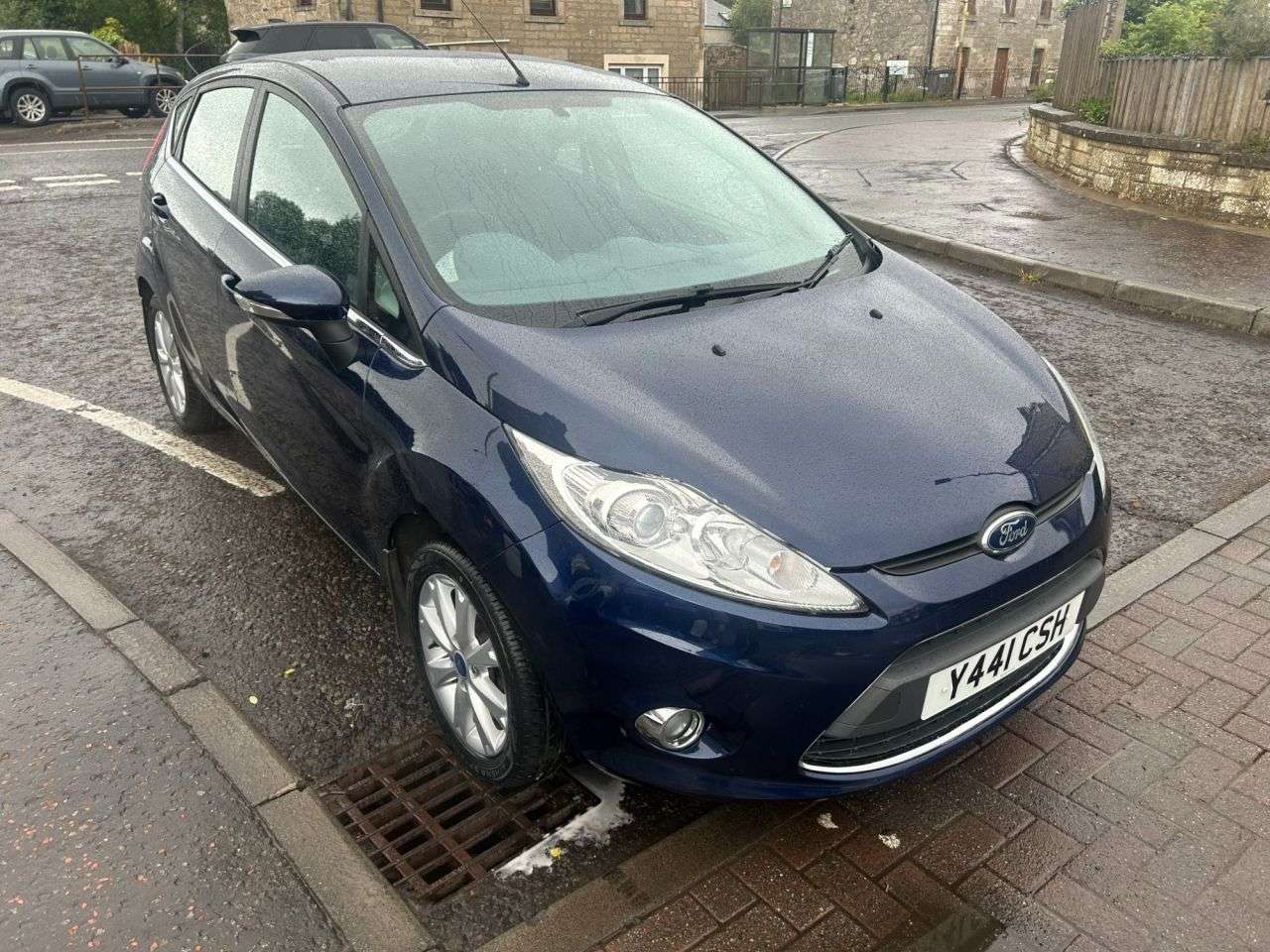 A 2011 FORD FIESTA 1.25 Zetec Hatchback 5dr Petrol Manual (129 g/km, 81 bhp) A 2011 FORD FIESTA 1.25 Zetec Hatchback 5dr Petrol Manual (129 g/km, 81 bhp)