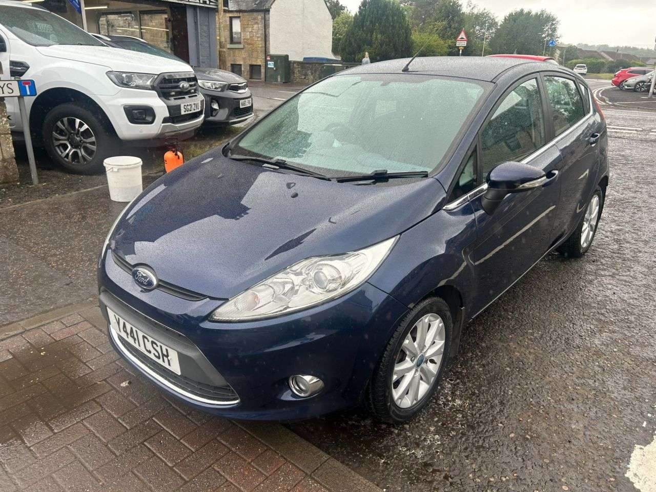 A 2011 FORD FIESTA 1.25 Zetec Hatchback 5dr Petrol Manual (129 g/km, 81 bhp) A 2011 FORD FIESTA 1.25 Zetec Hatchback 5dr Petrol Manual (129 g/km, 81 bhp)
