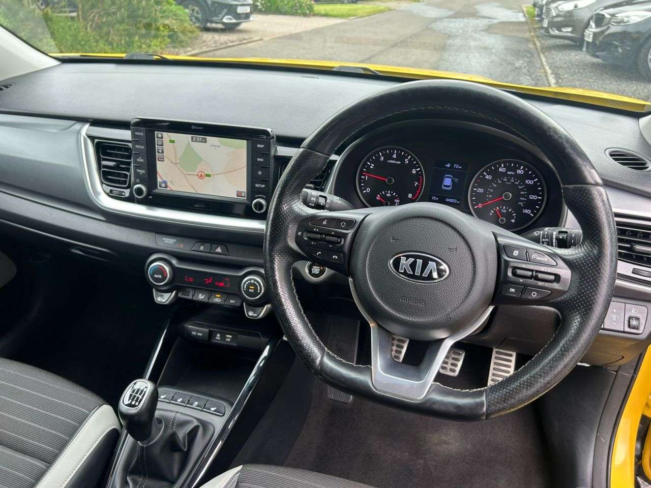 2017 KIA STONIC 2017 KIA STONIC